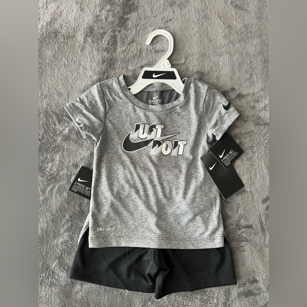 Nike set